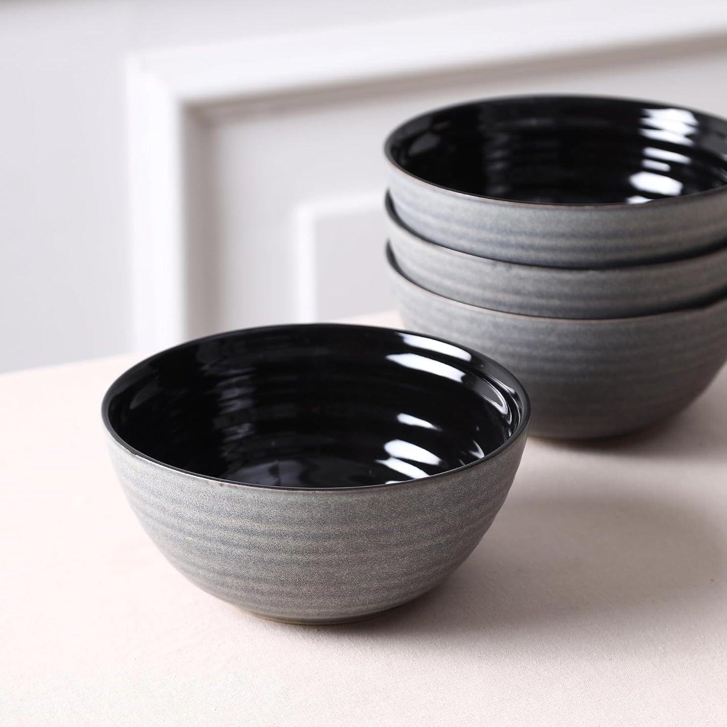Stone Lain Dua 4-Piece Bowl Set Stoneware, Black