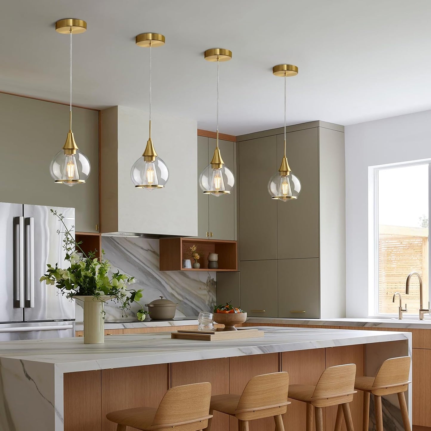 Pendant Light Fixtures Kitchen: Brushed Gold Farmhouse Island Light with Clear Glass - 6 Inch Mid Century Globe Kitchen Lighting Chandeliers Ceiling for Dining Room
