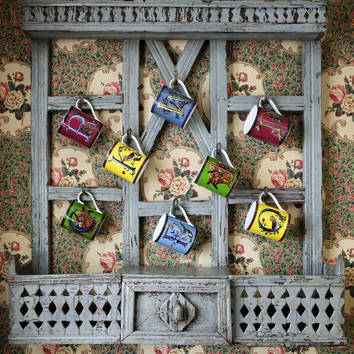 Spode Kit Kemp Alphabet Mug - Letter P Monogram in Fine China, 12oz Ceramic Coffee Cup for Hot Drinks, Personalized Drinkware for Unique Gifts, Dishwasher Safe Tea or Coffee Mug - Gift Box Included