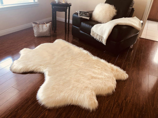 LAMBZY Faux Sheepskin Hypoallergenic Free Shape Silky Shag Rug, Luxury Shaggy Plush Carpet for Bedrooms Rugs Living Room Kids Rooms Sofa Floor (Double Side by Side 3'x4', Cream)