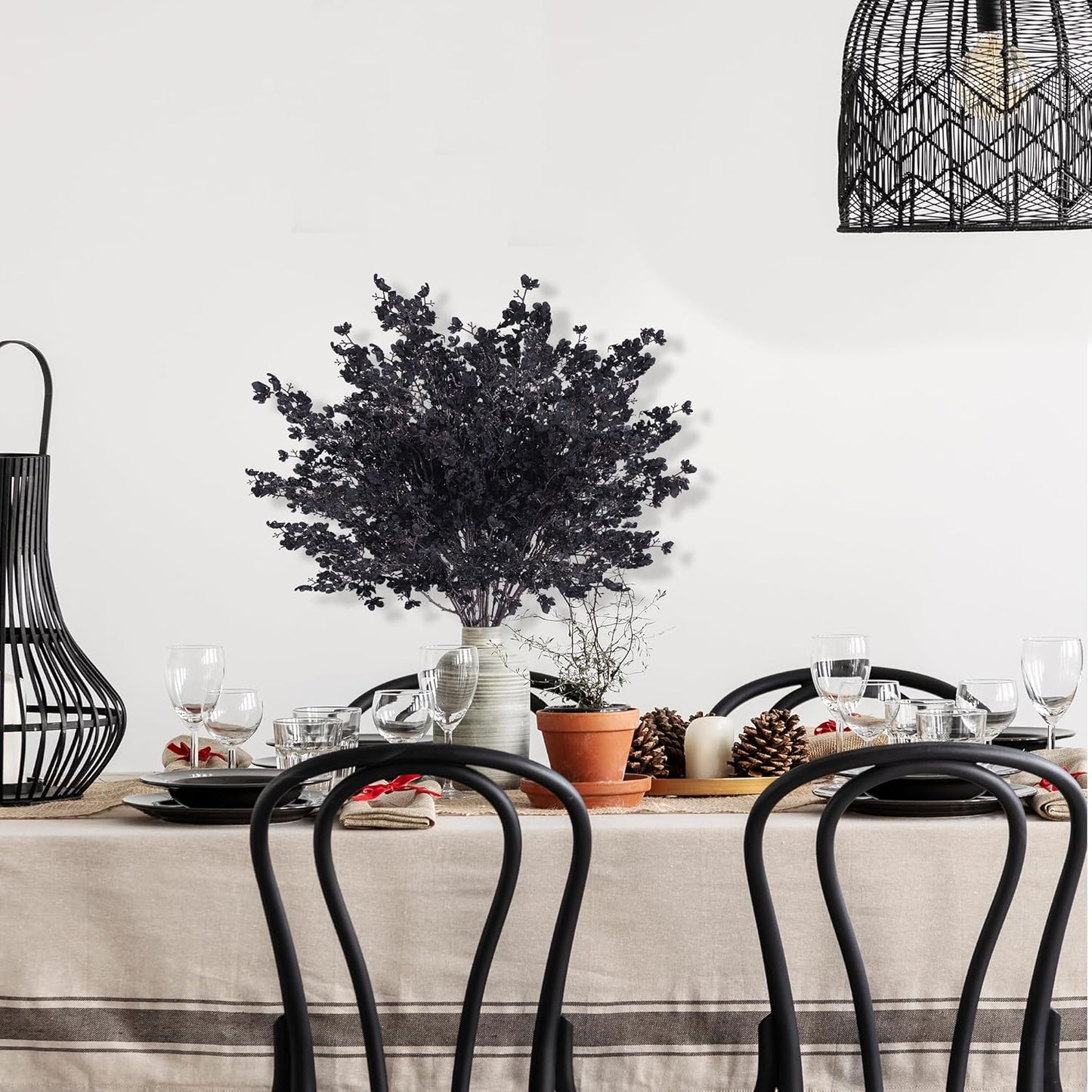 Sggvecsy 15 Pcs Babys Breath Artificial Flowers Gypsophila Bouquets Bulk Real Touch Fake Silk Flowers for Home Halloween Wedding DIY Floral Arrangement Table Centerpiece Festival Decoration (Black)