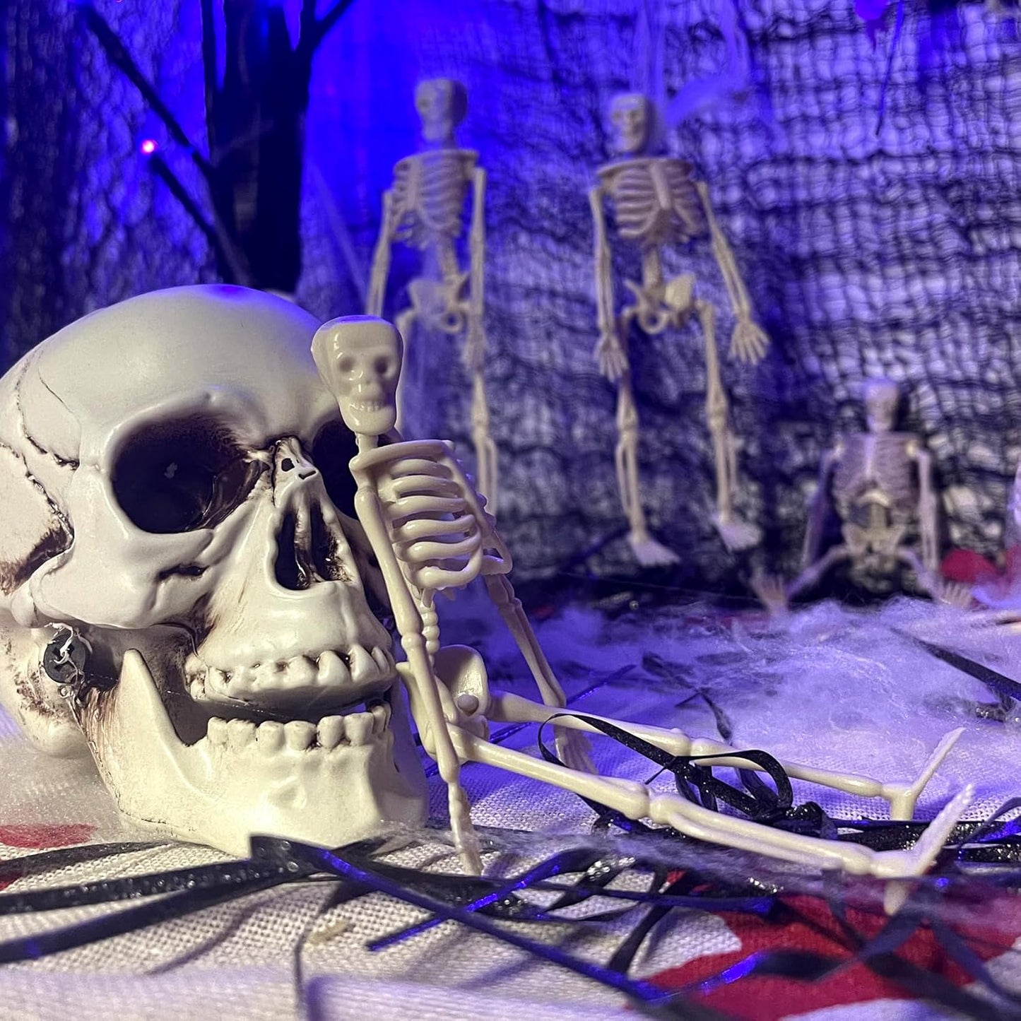 16 Pcs Halloween Mini Skeleton Figurine Decoration,6”Halloween posable Skeleton Decor,Small Plastic Skeleton Figure for Spooky Home Decor Haunted House Decorations Party Favors