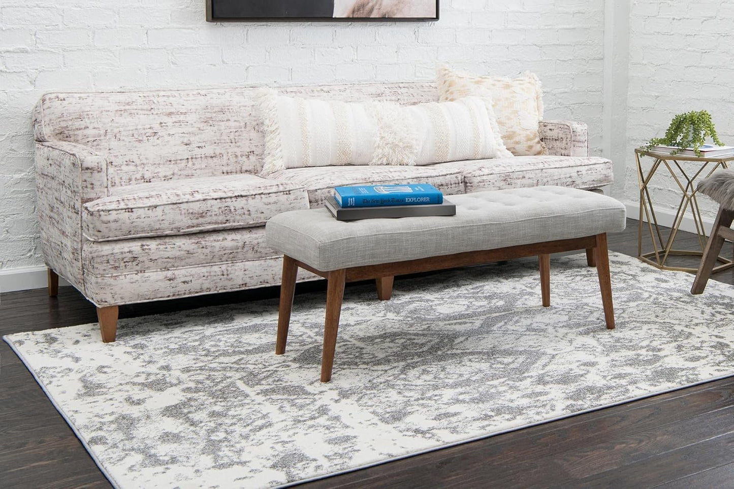 Unique Loom Rosso Collection Vintage, Geometric, Bohemian, Traditional, Distressed, Southwestern Area Rug, Rectangular 5' 0" x 8' 0", Light Gray/Ivory