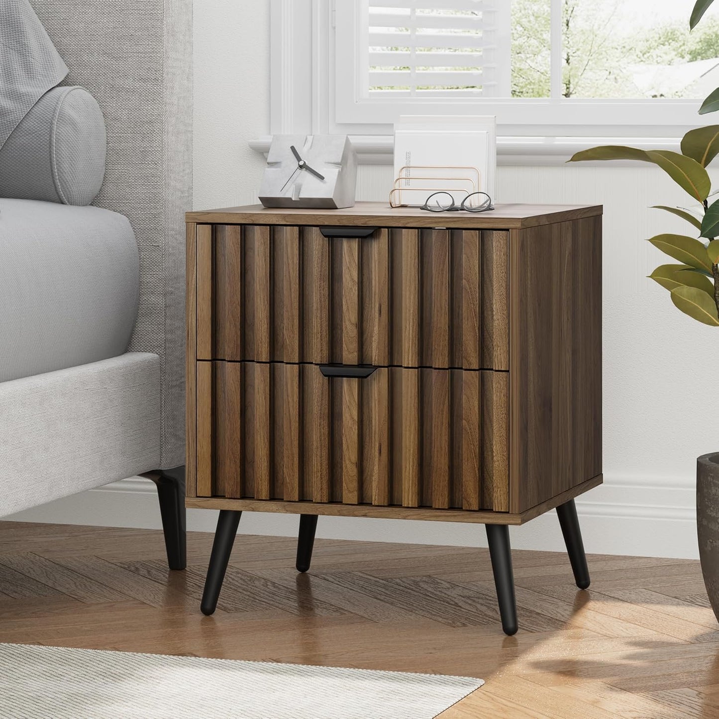 Smuxee Walnut Wooden Night Stand, Mid Century Nightstand with 2 Fluted Drawers, Bedside Table with Metal Feet, Modern End Side Table for Bedroom