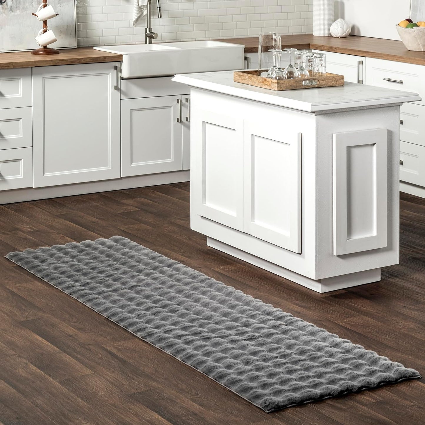 nuLOOM Jeni Checkered 2'6" x 6' Machine Washable Runner Rug for Living Room Bedroom Dining Room Entryway Hallway Kitchen, Dark Grey